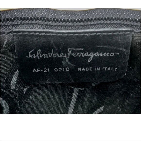 Vintage Salvatore Ferragamo Leather Shoulder Bag Slim Handbag Cream Light Brown - Picture 10 of 12